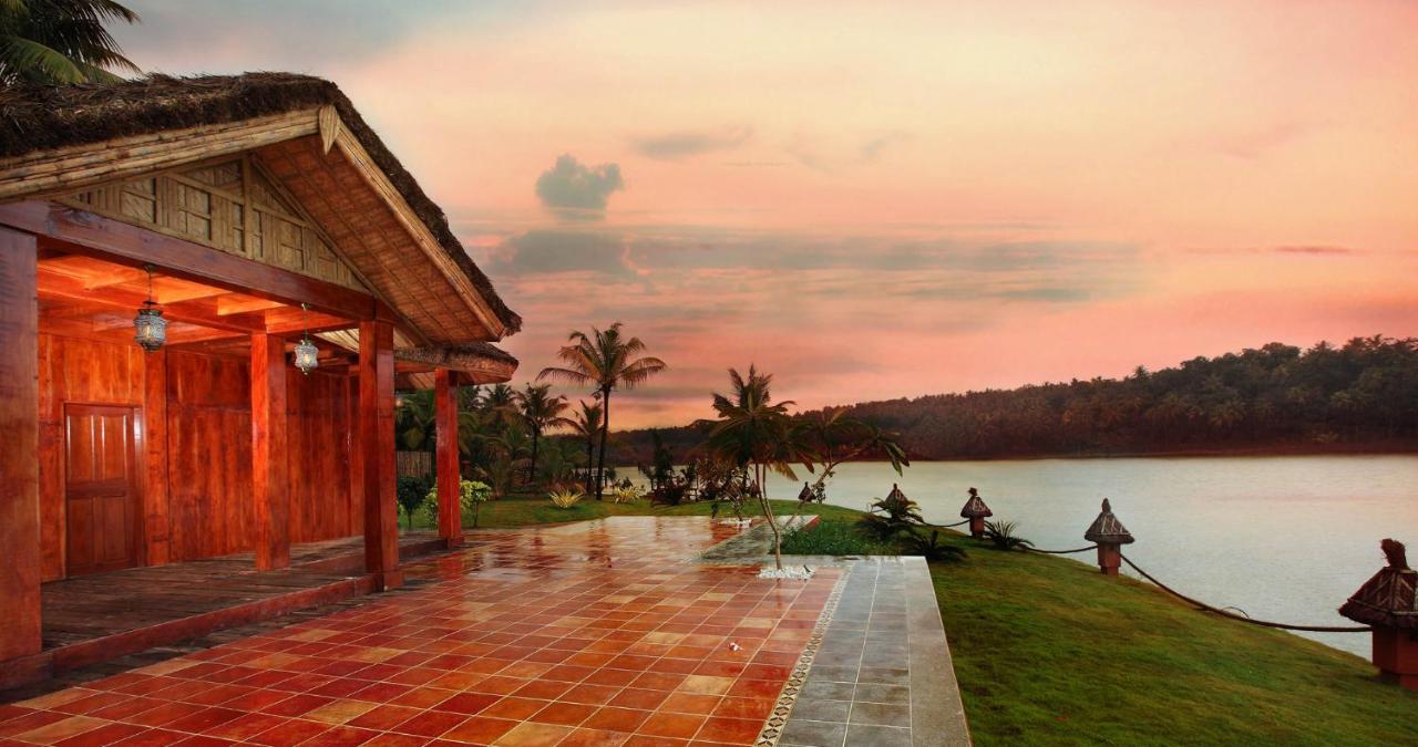 Fragrant Nature Backwater Resort & Ayurveda Spa Kollam Exteriér fotografie