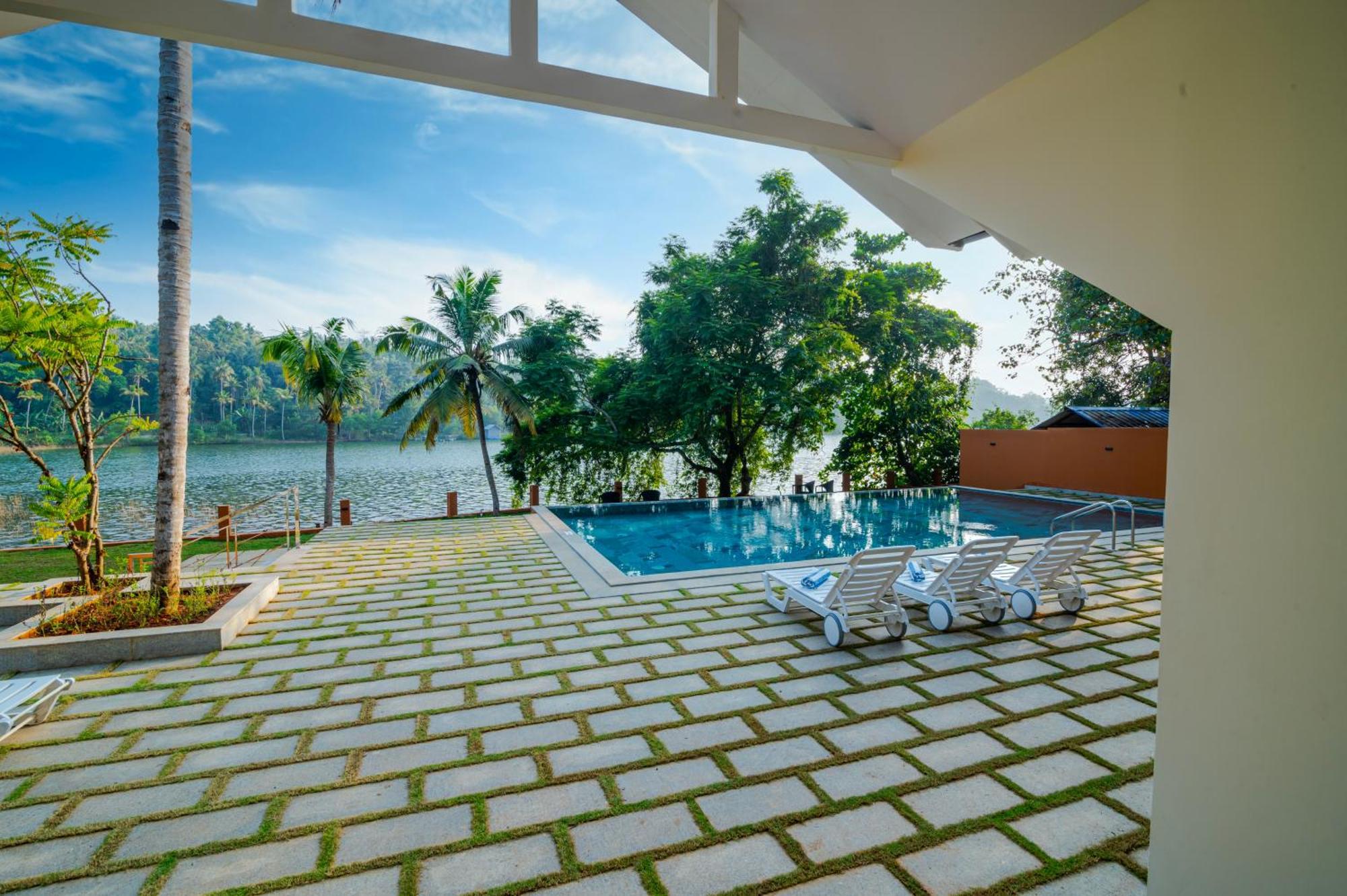 Fragrant Nature Backwater Resort & Ayurveda Spa Kollam Exteriér fotografie